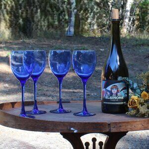 Four Luminarc Recycled Blue Glass Wine Glasses - Vintage 70's / 80's - Elegant